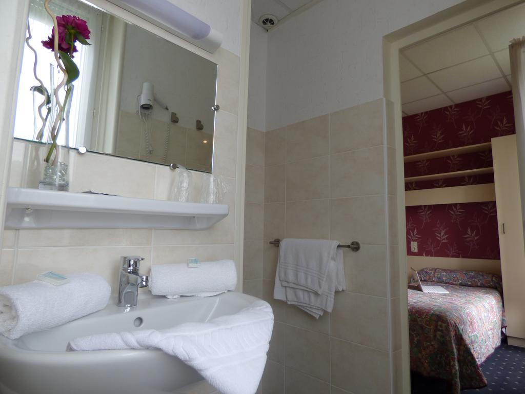 Hotel Saint Jean Vals-les-Bains Kültér fotó
