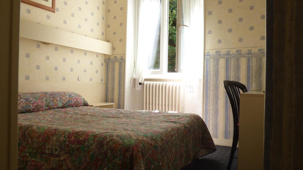 Hotel Saint Jean Vals-les-Bains Kültér fotó