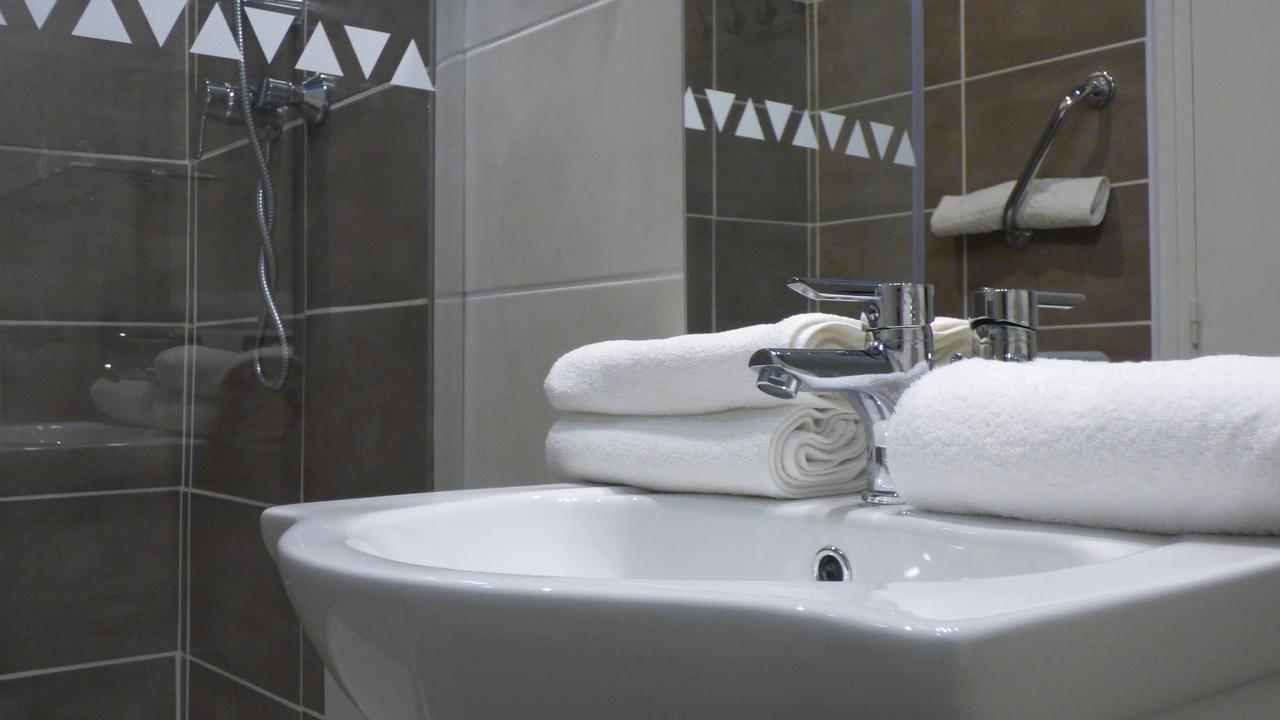 Hotel Saint Jean Vals-les-Bains Kültér fotó